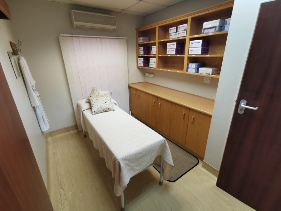 Commercial Property for Sale in Wilkoppies North West